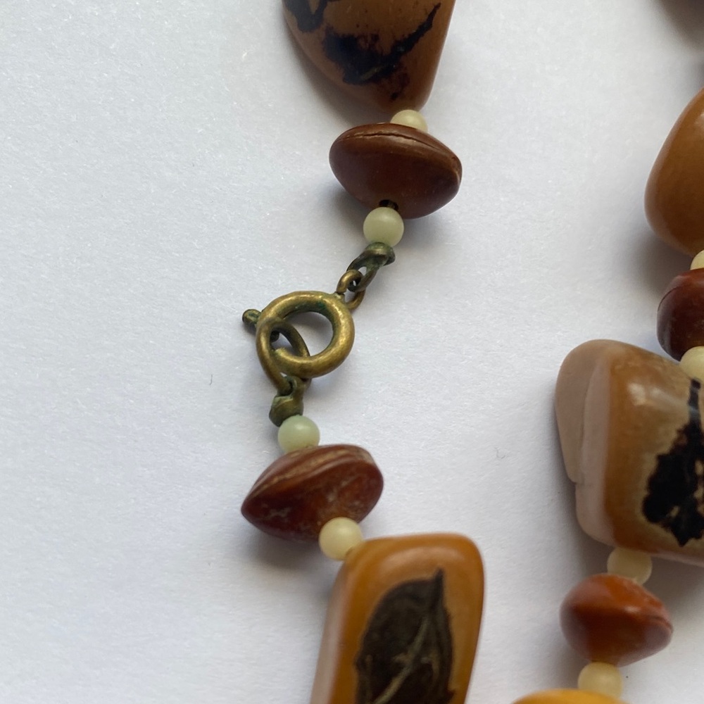 Unique Brown Beaded Necklace - Picture 4 of 4